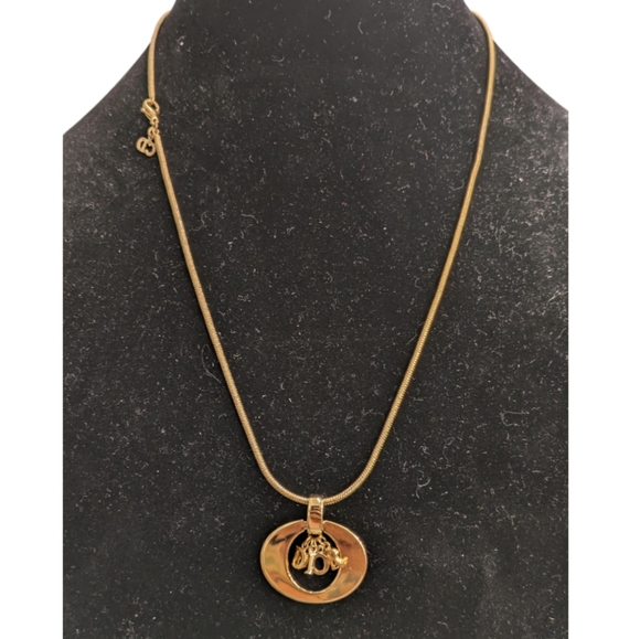 Dior Vintage Pendant Necklace - Picture 3 of 13